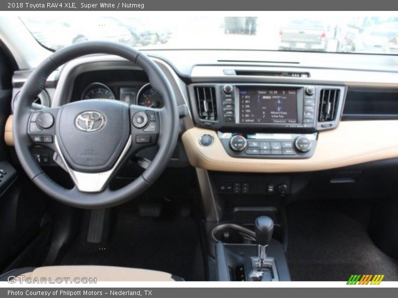 Super White / Nutmeg 2018 Toyota RAV4 XLE
