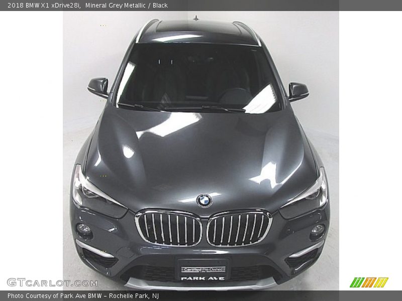 Mineral Grey Metallic / Black 2018 BMW X1 xDrive28i