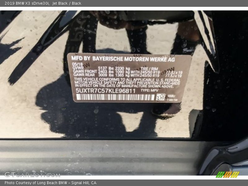 Jet Black / Black 2019 BMW X3 sDrive30i