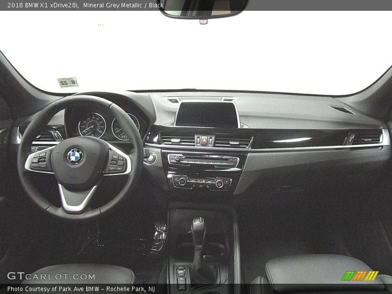 Mineral Grey Metallic / Black 2018 BMW X1 xDrive28i