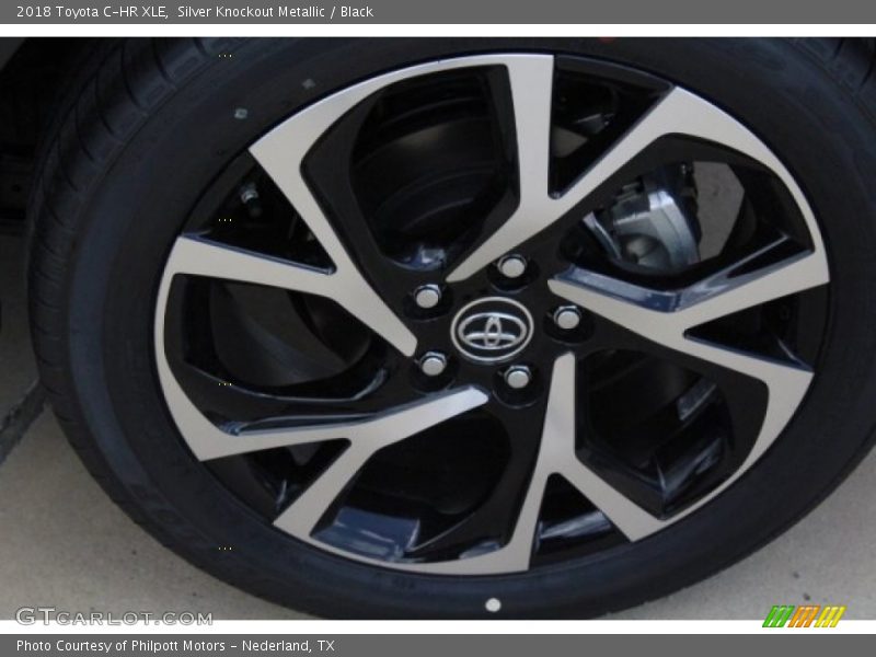 Silver Knockout Metallic / Black 2018 Toyota C-HR XLE