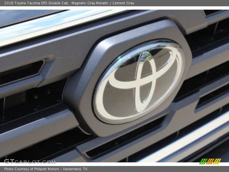 Magnetic Gray Metallic / Cement Gray 2018 Toyota Tacoma SR5 Double Cab