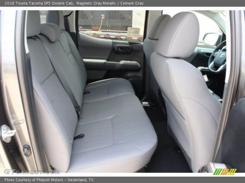 Magnetic Gray Metallic / Cement Gray 2018 Toyota Tacoma SR5 Double Cab