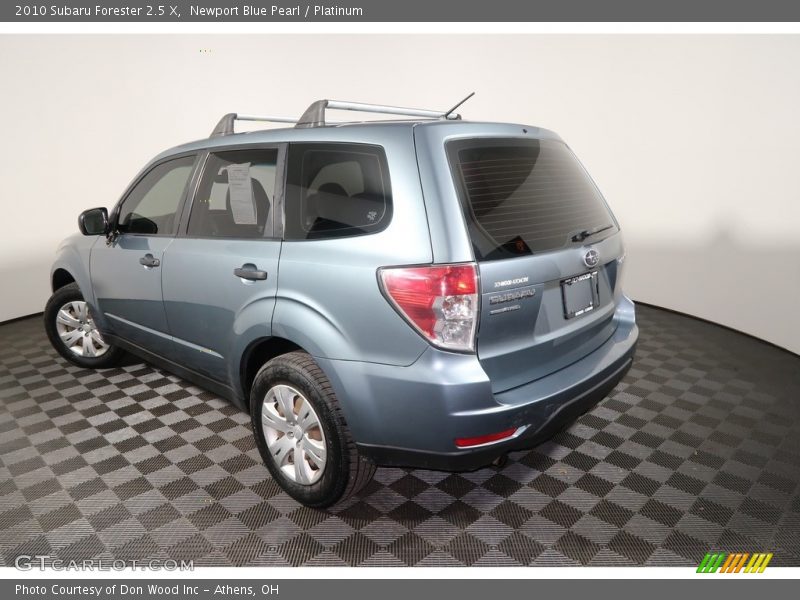 Newport Blue Pearl / Platinum 2010 Subaru Forester 2.5 X