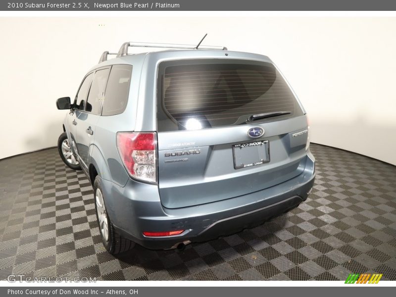 Newport Blue Pearl / Platinum 2010 Subaru Forester 2.5 X
