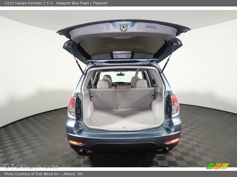 Newport Blue Pearl / Platinum 2010 Subaru Forester 2.5 X