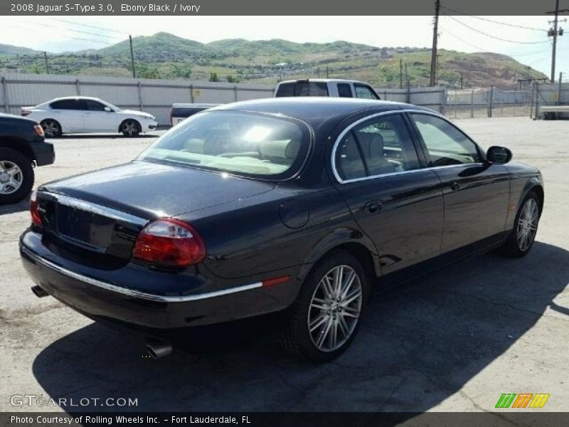 Ebony Black / Ivory 2008 Jaguar S-Type 3.0