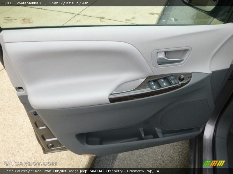 Silver Sky Metallic / Ash 2015 Toyota Sienna XLE