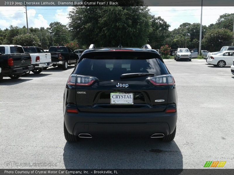 Diamond Black Crystal Pearl / Black 2019 Jeep Cherokee Latitude