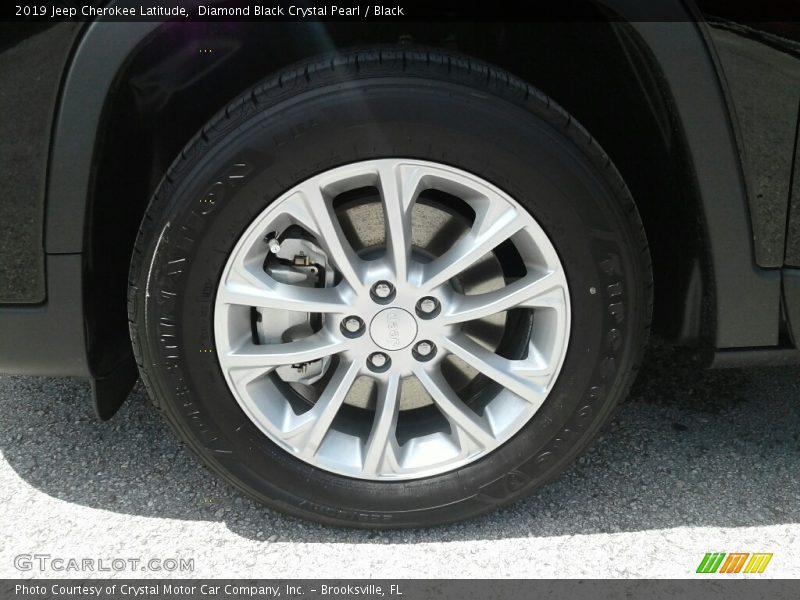Diamond Black Crystal Pearl / Black 2019 Jeep Cherokee Latitude