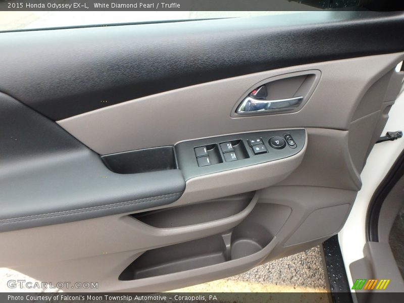 White Diamond Pearl / Truffle 2015 Honda Odyssey EX-L