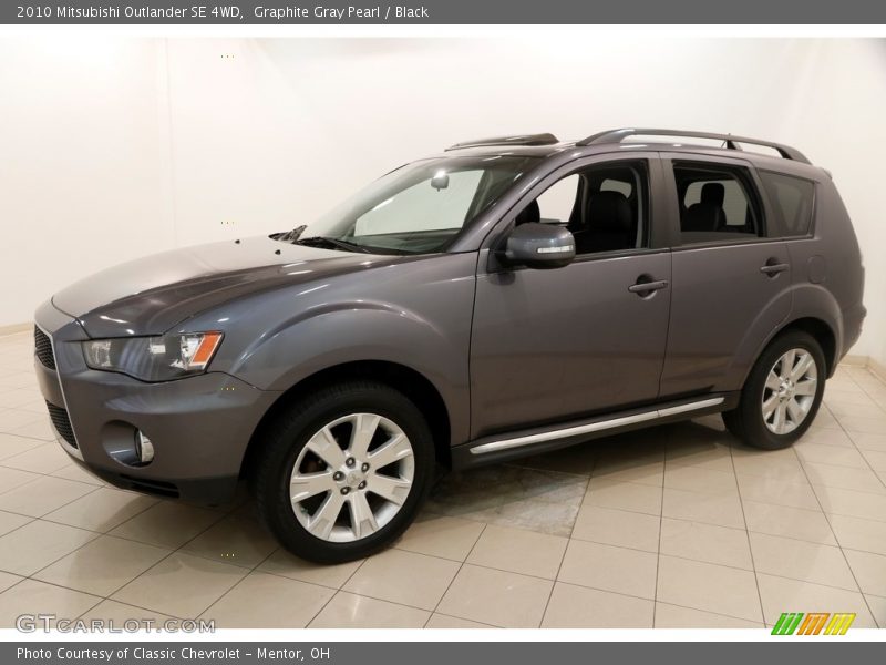 Graphite Gray Pearl / Black 2010 Mitsubishi Outlander SE 4WD