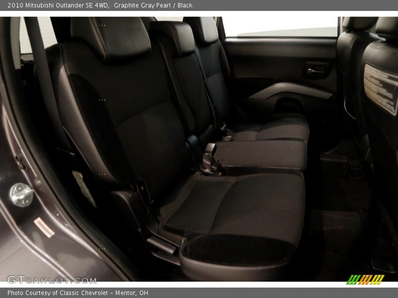 Graphite Gray Pearl / Black 2010 Mitsubishi Outlander SE 4WD
