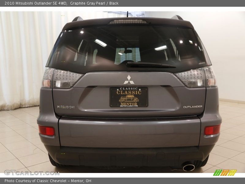 Graphite Gray Pearl / Black 2010 Mitsubishi Outlander SE 4WD