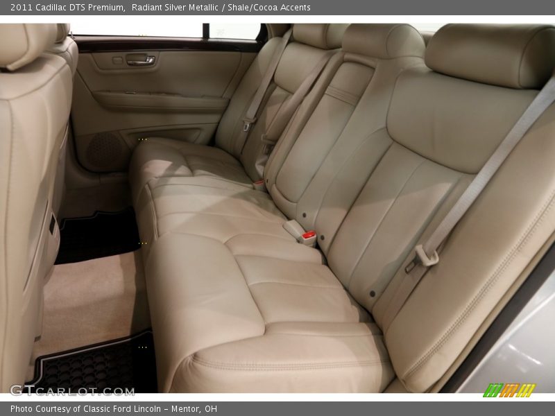 Radiant Silver Metallic / Shale/Cocoa Accents 2011 Cadillac DTS Premium