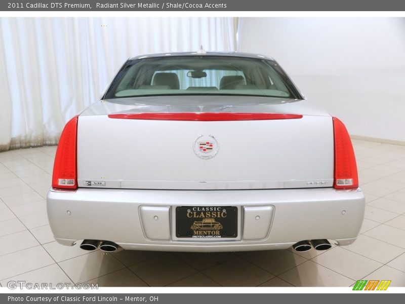 Radiant Silver Metallic / Shale/Cocoa Accents 2011 Cadillac DTS Premium