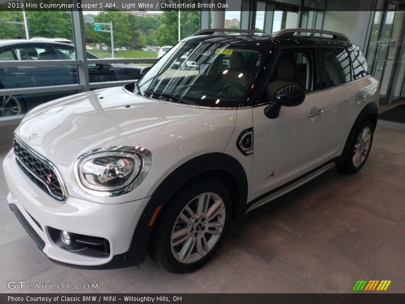 Front 3/4 View of 2019 Countryman Cooper S All4