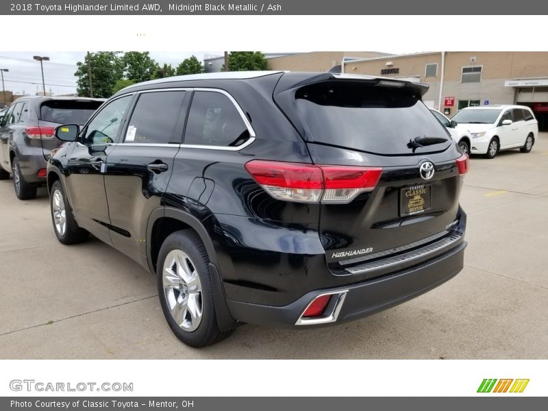 Midnight Black Metallic / Ash 2018 Toyota Highlander Limited AWD