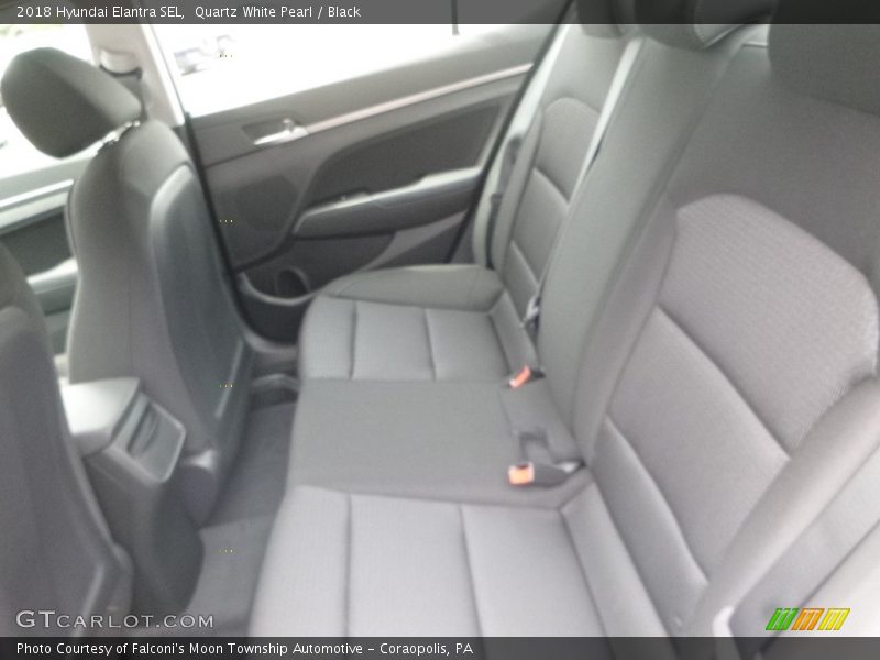 Quartz White Pearl / Black 2018 Hyundai Elantra SEL