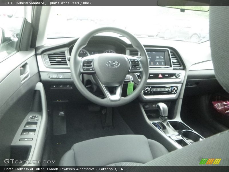 Quartz White Pearl / Black 2018 Hyundai Sonata SE