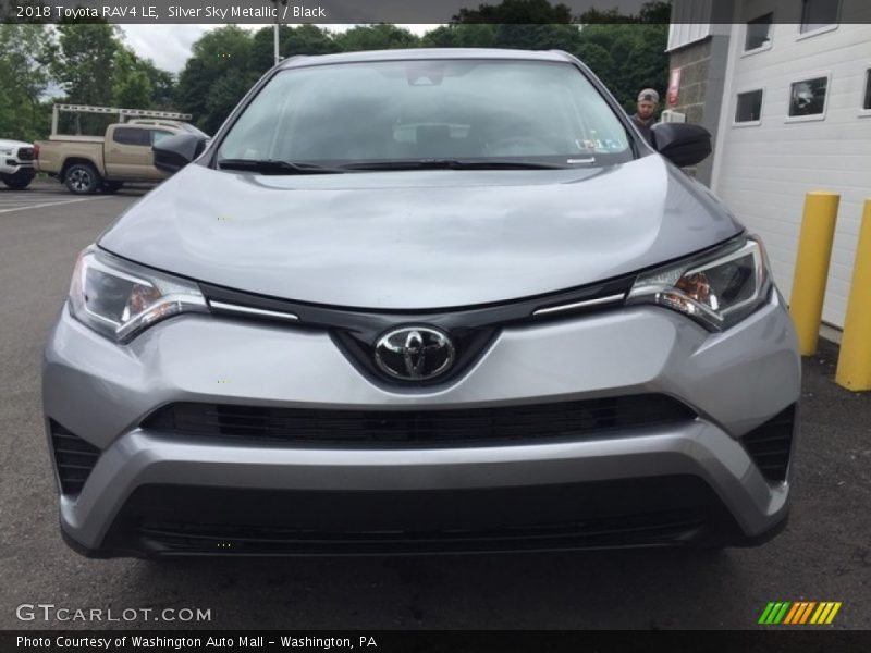 Silver Sky Metallic / Black 2018 Toyota RAV4 LE