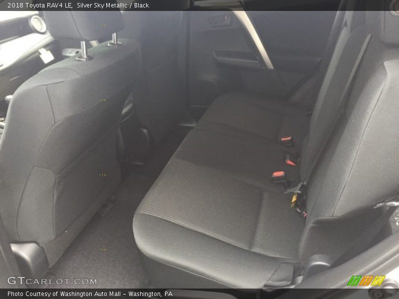 Silver Sky Metallic / Black 2018 Toyota RAV4 LE