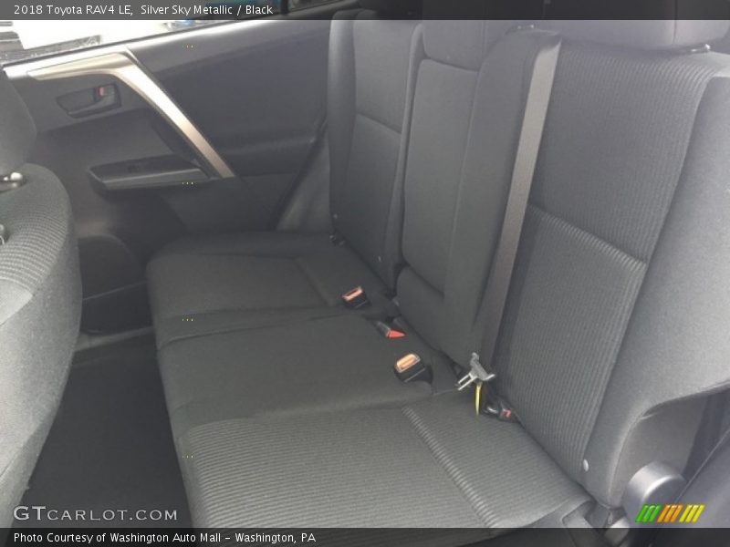 Silver Sky Metallic / Black 2018 Toyota RAV4 LE