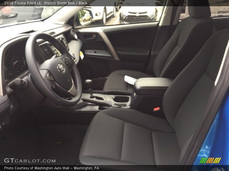 Electric Storm Blue / Black 2018 Toyota RAV4 LE