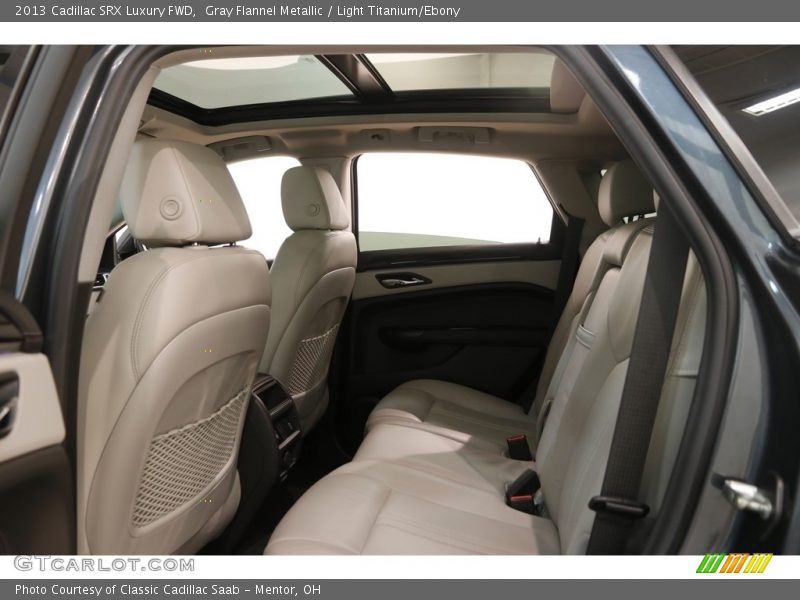 Gray Flannel Metallic / Light Titanium/Ebony 2013 Cadillac SRX Luxury FWD