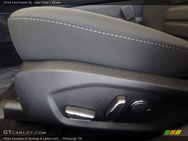 Ingot Silver / Ebony 2018 Ford Fusion SE
