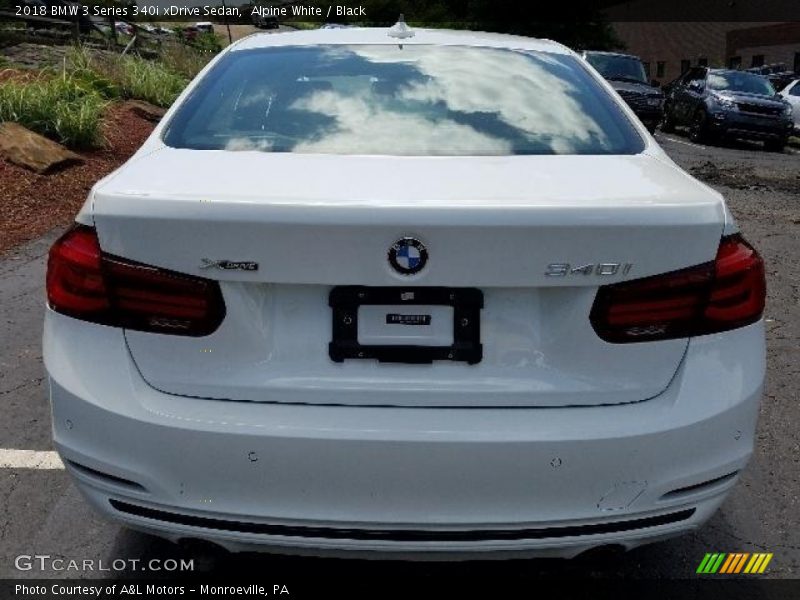 Alpine White / Black 2018 BMW 3 Series 340i xDrive Sedan