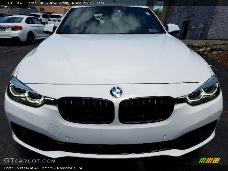 Alpine White / Black 2018 BMW 3 Series 340i xDrive Sedan