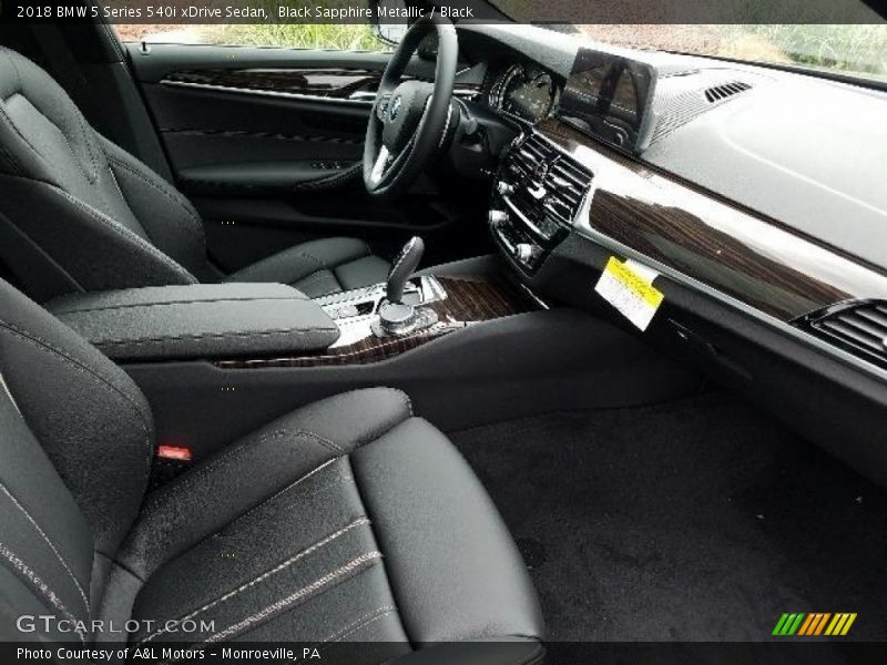 Black Sapphire Metallic / Black 2018 BMW 5 Series 540i xDrive Sedan