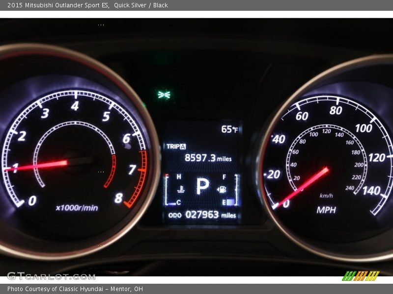 Quick Silver / Black 2015 Mitsubishi Outlander Sport ES