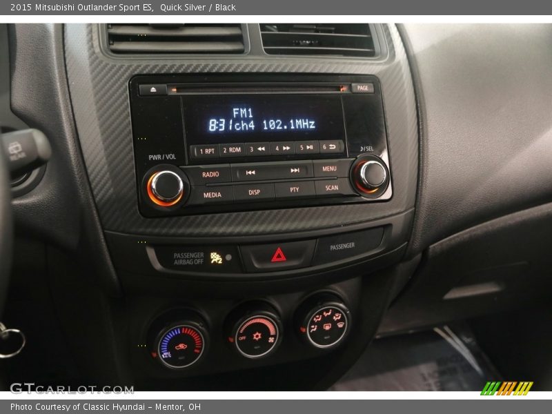 Quick Silver / Black 2015 Mitsubishi Outlander Sport ES