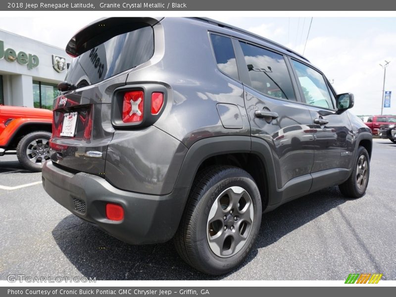 Granite Crystal Metallic / Black 2018 Jeep Renegade Latitude