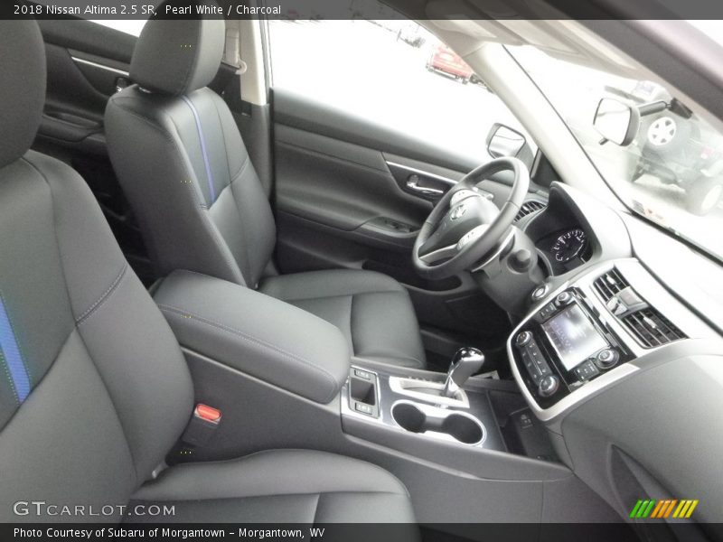 Pearl White / Charcoal 2018 Nissan Altima 2.5 SR