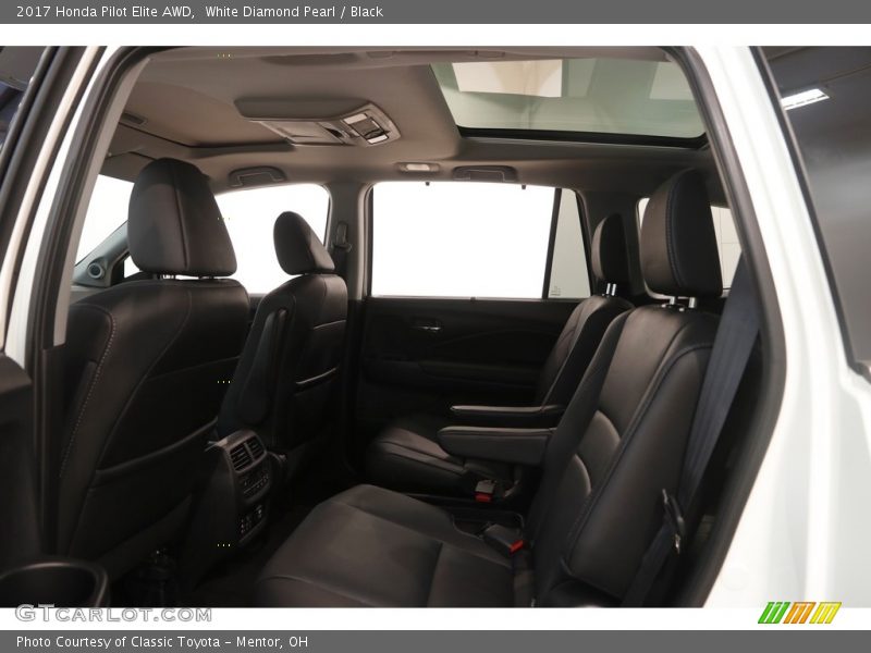 White Diamond Pearl / Black 2017 Honda Pilot Elite AWD