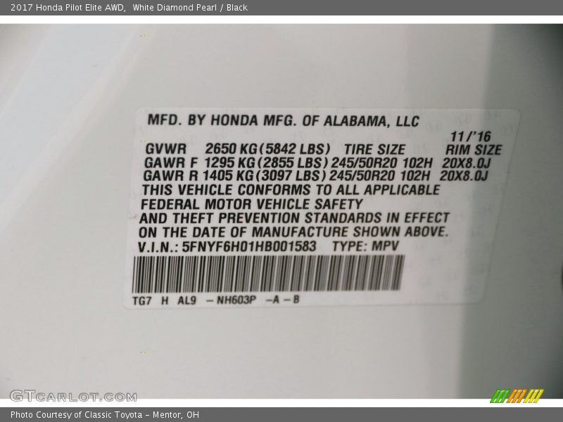 White Diamond Pearl / Black 2017 Honda Pilot Elite AWD