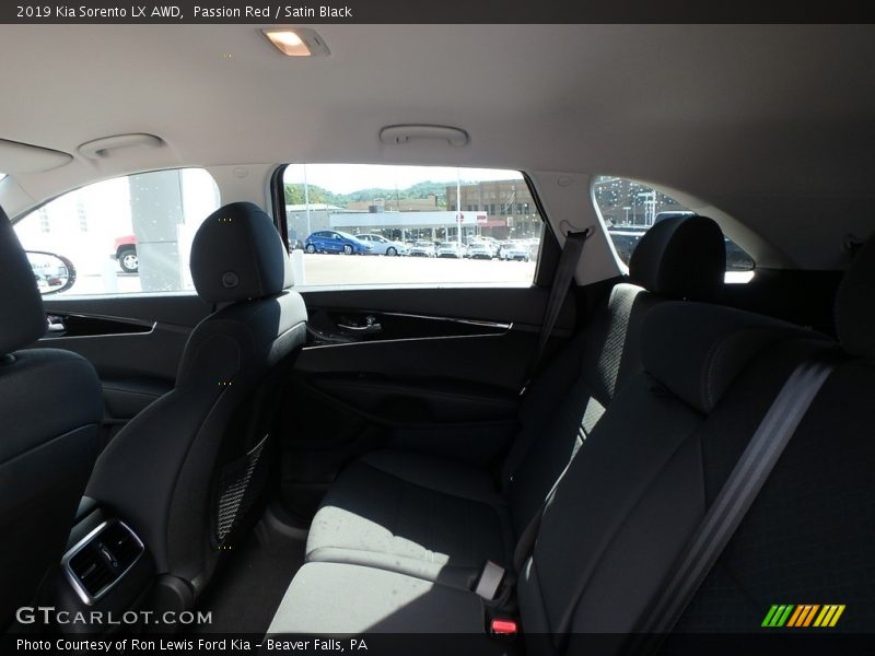 Passion Red / Satin Black 2019 Kia Sorento LX AWD
