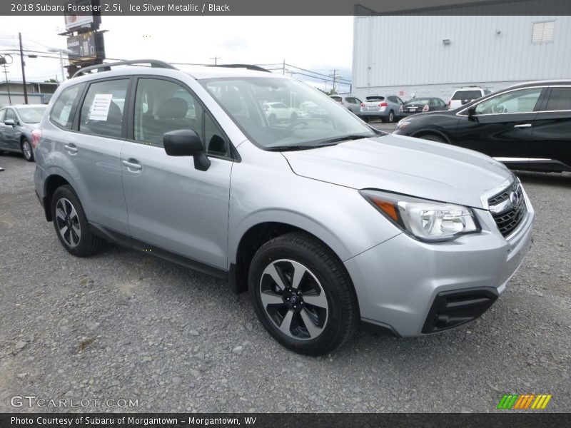 Ice Silver Metallic / Black 2018 Subaru Forester 2.5i