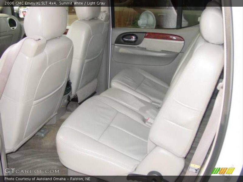 Summit White / Light Gray 2006 GMC Envoy XL SLT 4x4