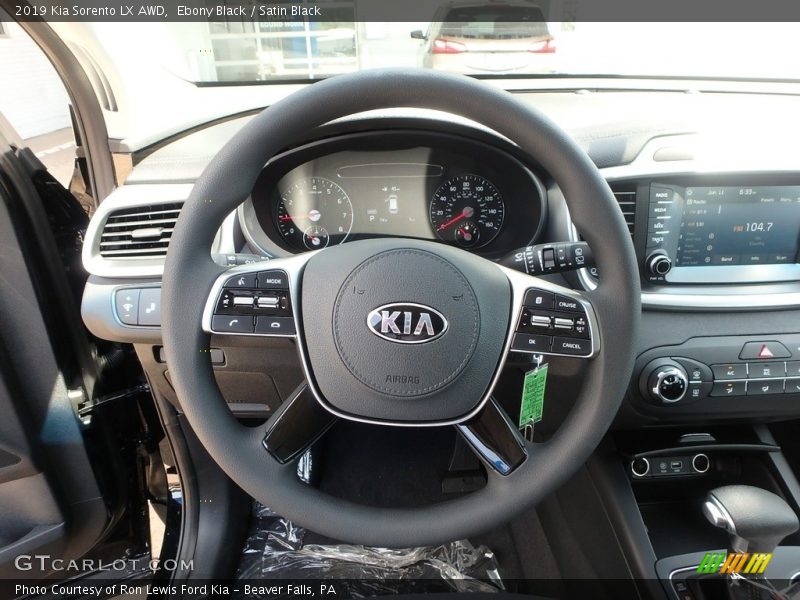  2019 Sorento LX AWD Steering Wheel
