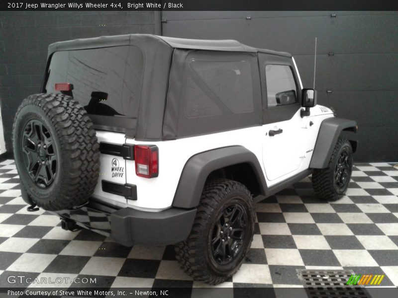 Bright White / Black 2017 Jeep Wrangler Willys Wheeler 4x4