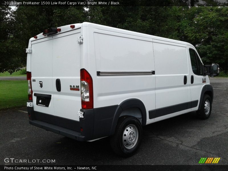 Bright White / Black 2018 Ram ProMaster 1500 Low Roof Cargo Van