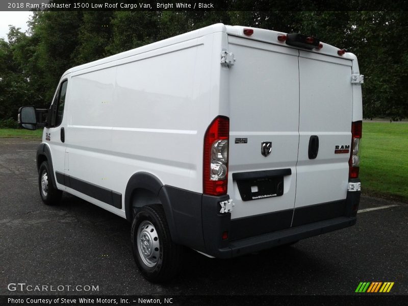 Bright White / Black 2018 Ram ProMaster 1500 Low Roof Cargo Van