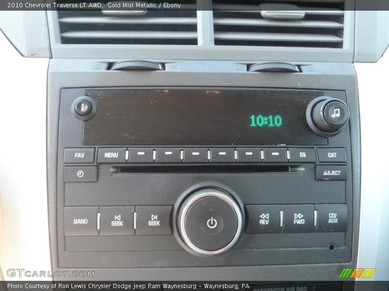 Gold Mist Metallic / Ebony 2010 Chevrolet Traverse LT AWD