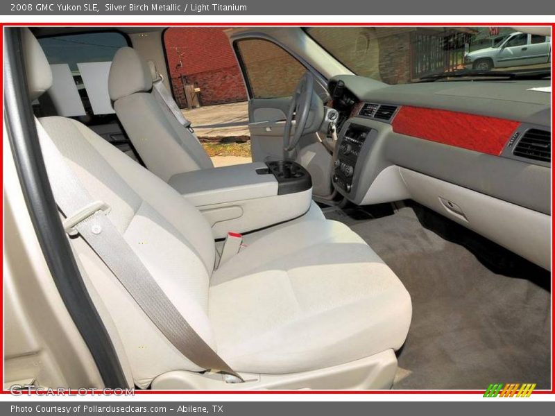 Silver Birch Metallic / Light Titanium 2008 GMC Yukon SLE