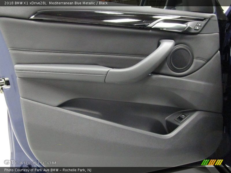 Mediterranean Blue Metallic / Black 2018 BMW X1 xDrive28i