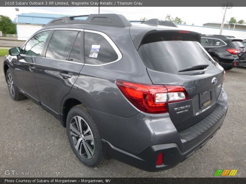 Magnetite Gray Metallic / Titanium Gray 2018 Subaru Outback 3.6R Limited